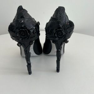 Couture pumps Brand New